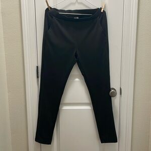 Slip on black pant